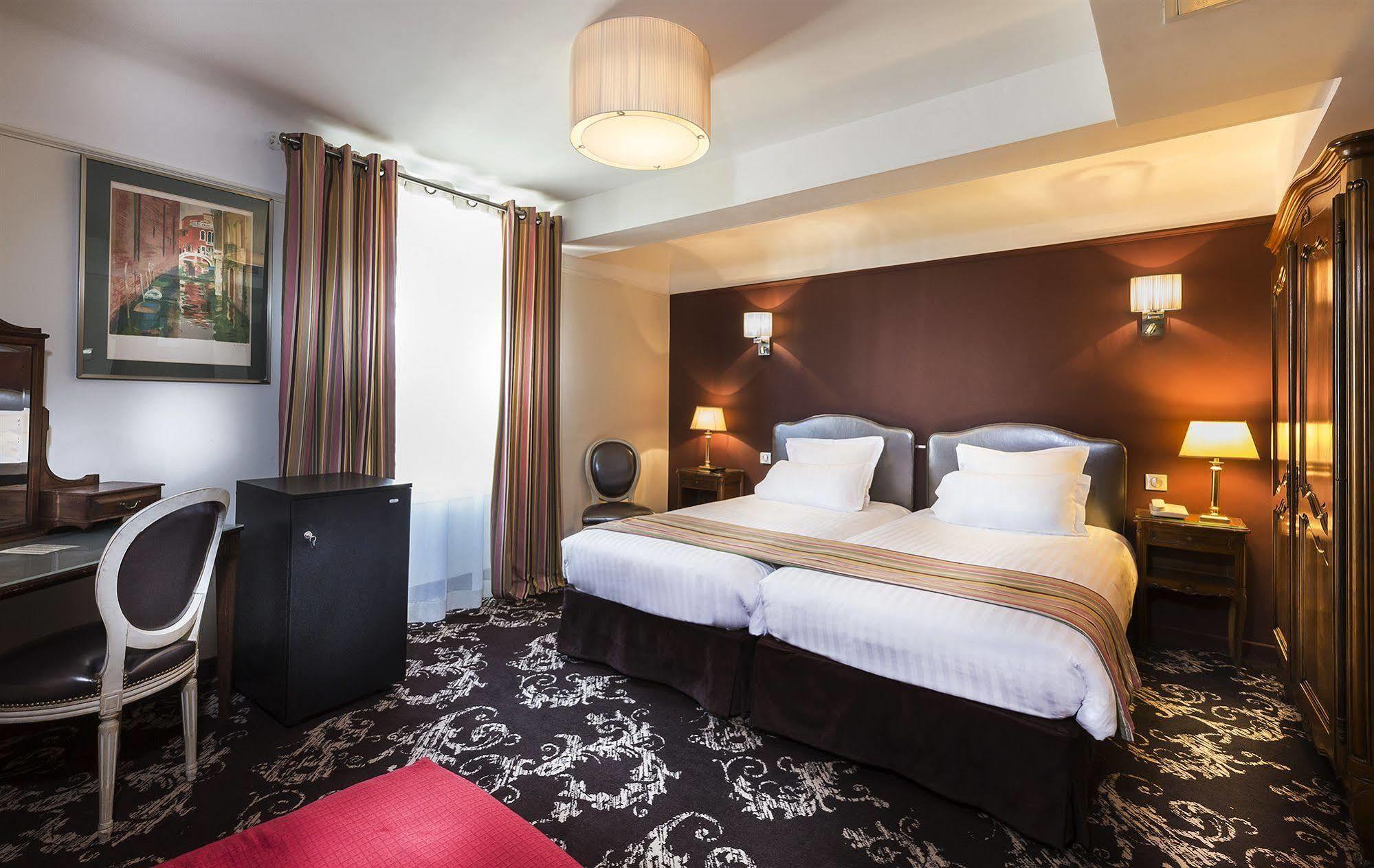 Crystal Hotel Παρίσι Εξωτερικό φωτογραφία